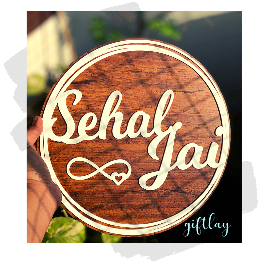 Personalized wooden round plate